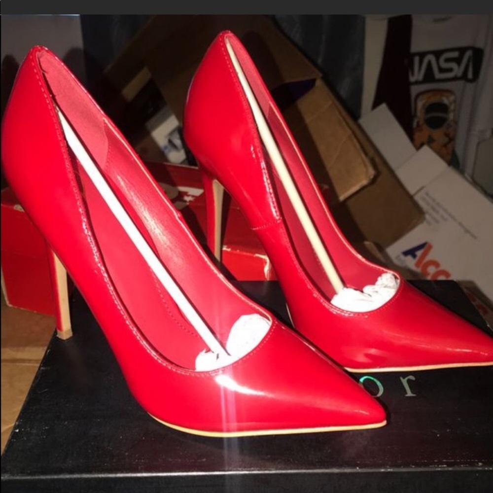 Red stilettos. Red pumps. Sexy heels. Cute heels